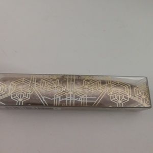 MAC snowball rouge en snow lipstick